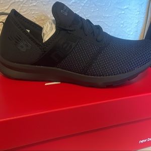 Women’s 9 New Balance FuelCore Nergize V1 all black running shoes